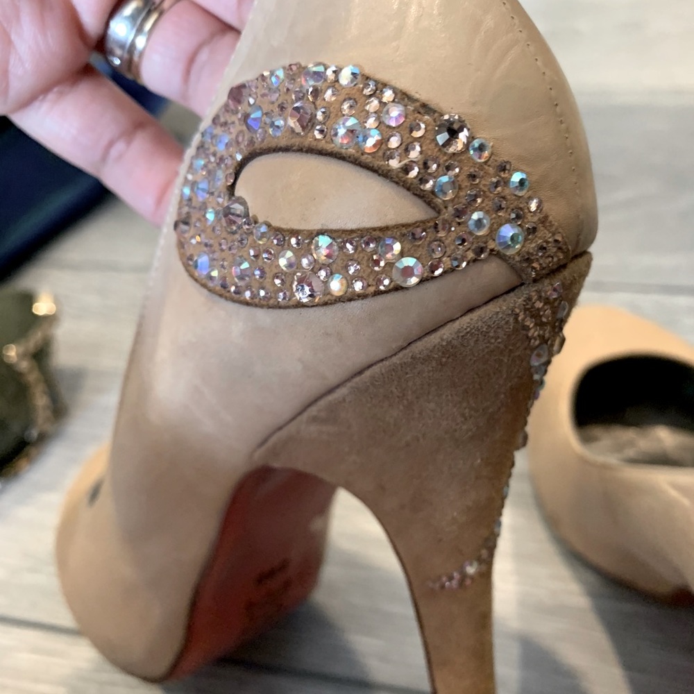 High heels pumps